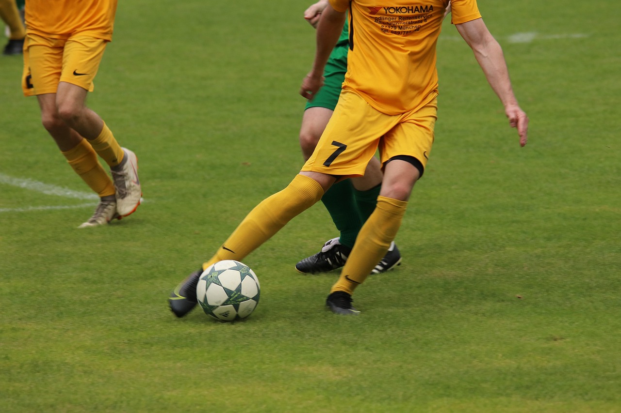 足总杯爆大冷！利物浦大轮换0-1输英冠垫底队 无缘16强+4冠王梦碎.